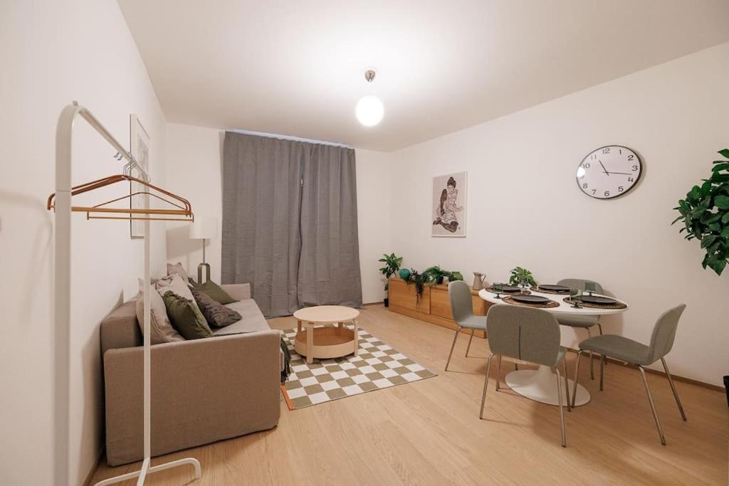 Zauberhaftes Quartier Fuer 4 * Wien