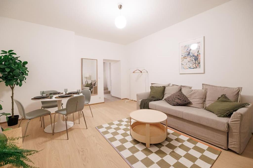 Zauberhaftes Quartier Fuer 4 * Wien